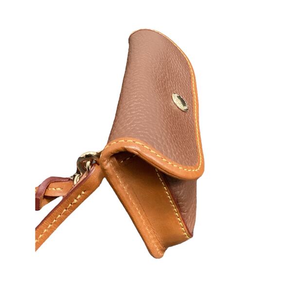 NWOT Dooney & Bourke Wristlet Women’s 1Size Pebbled Leather SignatureRedInterior - Picture 4 of 9